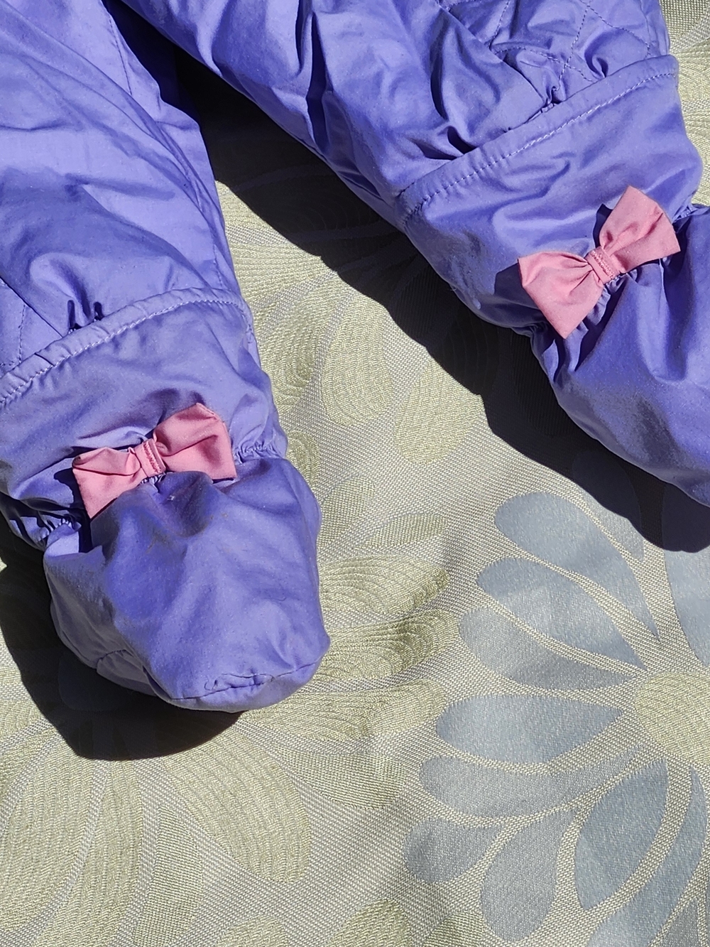 Snowsuit - Picture 3 of 5